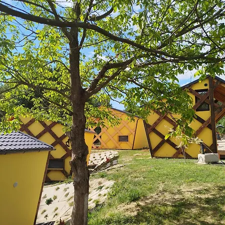 Glamping Apiturizem Kr'bee 펜션 Mala Nedelja